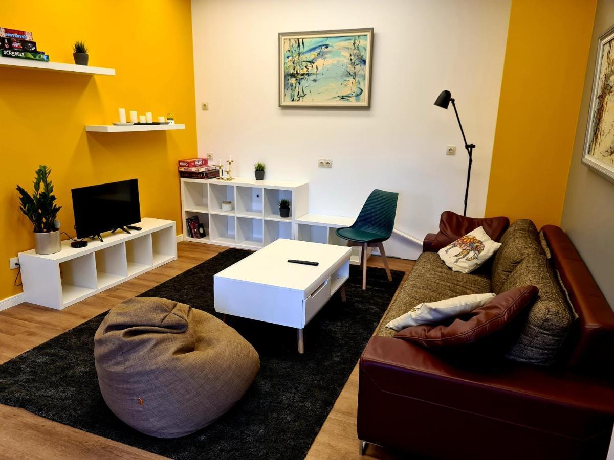 Railway Bed Hostel 考纳斯 外观 照片